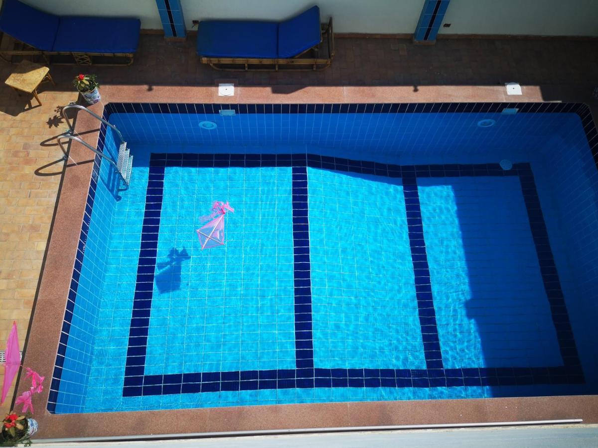 Sinderella Private Pool Villa Luxor Esterno foto